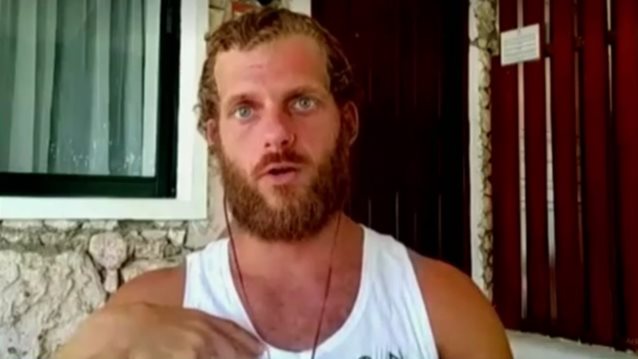Survivor | Ο Chris Σταμούλης ξεκαθαρίζει: &quot;Υπάρχει ερωτικό ενδιαφέρον από την Άννα Μαρία για τον Νίκο&quot;