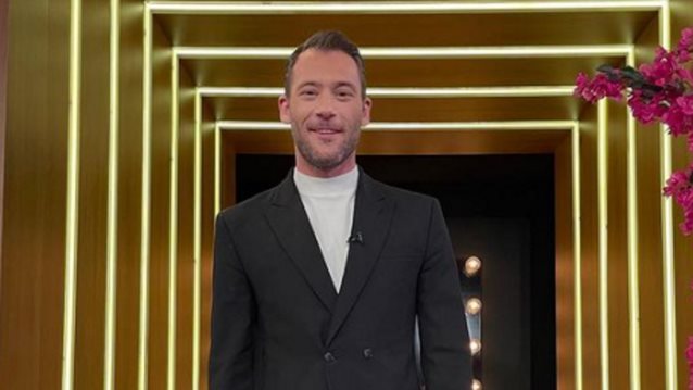 Αντίνοος Αλμπάνης: "Οι άνθρωποι μπορούν να σου συμπαρασταθούν μόνο στο βαθμό που εσύ τους επιτρέπεις. Εγώ τους άφηνα σε μία απόσταση"