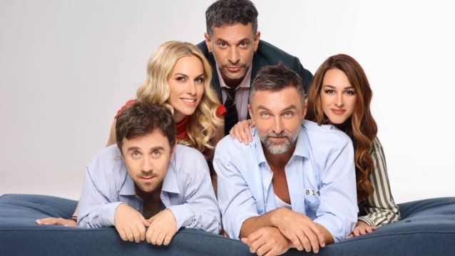 Η κωμωδία "Στα σύρματα" κάνει πρεμιέρια στην ΕΡΤ - Όσα θα δούμε στο πρώτο επεισόδιο
