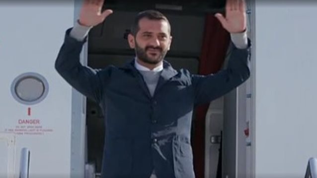 Λεωνίδας Κουτσόπουλος: Το νεύμα αλά Παπανδρέου &amp; η αποθέωση από το Twitter