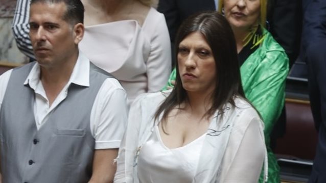 Άρχισε το σόου η Ζωή Κωνσταντοπούλου: Δυο επεισόδια στη Βουλή με το καλημέρα - Το μήνυμα Τασούλα