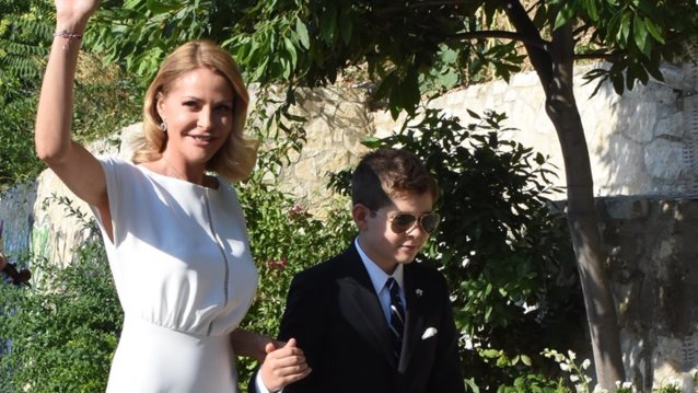 Τζένη Μπαλατσινού &amp; Βασίλης Κικίλιας: Οι πρώτες φωτογραφίες από τον γάμο τους στον Λυκαβηττό