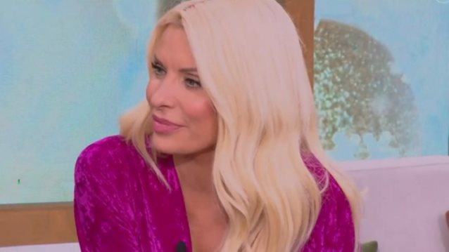 Η Ελένη Μενεγάκη σε μία αναφορά στη σχέση του Άγγελου Λάτσιου: "Νύφη; Ο γιος μου είναι μωρό ακόμα"