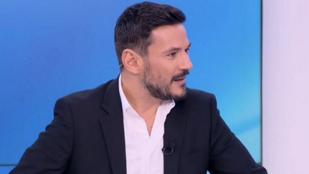 Κώστας Τσουρός: "Είναι λίγο υπερβολικό - Είπε ποτέ η Μπέττυ Μαγγίρα ότι δεν κάνει gossip;"