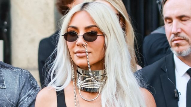 Hollywood Report | Η ιδιαίτερη εμφάνιση της Kim Kardashian με την North &amp; ο πρίγκιπας George στο Wimbledon