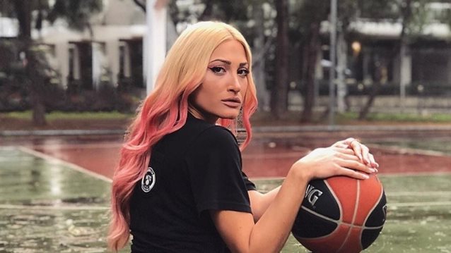 Ιωάννα Τούνη 
: Χώρισε με τον Νώντα Παπαντωνίου;