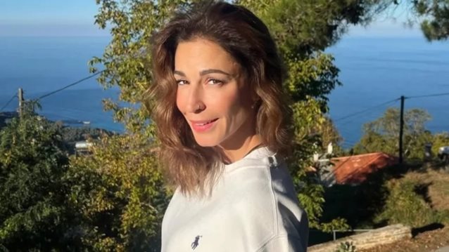 Η καλοκαιρινή φωτογραφία της Κατερίνας Παπουτσάκη με τον σύντροφό της