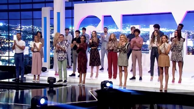 GNTM: Η ώρα της πρώτης αποχώρησης! Τα νεύρα της Ζενεβιέβ &amp; οι κλίκες