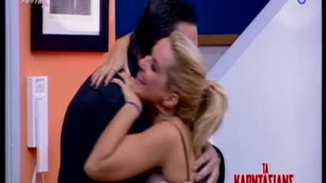 Συγκινήθηκε η Μαρία Μπεκατώρου όταν συνάντησε τον Γιώργο Καρατζαφέρη