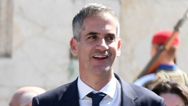 Showbiz Report | O Kώστας Μπακογιάννης με τα πέντε παιδιά του &amp; ο φρεσκοχωρισμένος Γιώργος Μαυρίδης