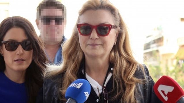 Ξεκινά η δίκη του Φιλιππίδη στο Εφετείο | Στο πλευρό του η Ελπίδα Νίνου - Παρούσες Άννα Μαρία Παπαχαραλάμπους &amp; Λένα Δροσάκη