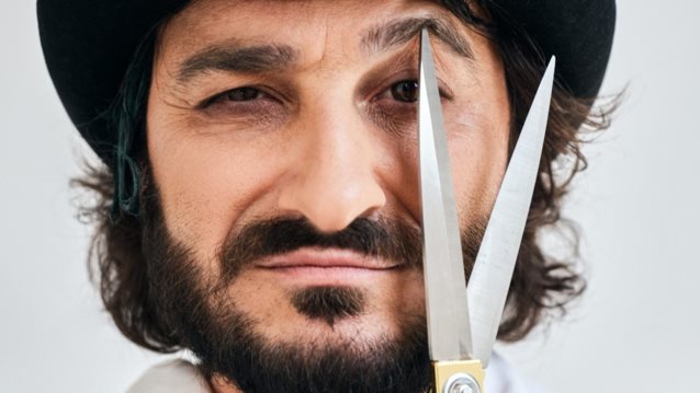 Διαγωνισμός: Κέρδισε διπλές προσκλήσεις για τον "Κουρέα της Σεβίλλης" στο θέατρο Ακροπόλ