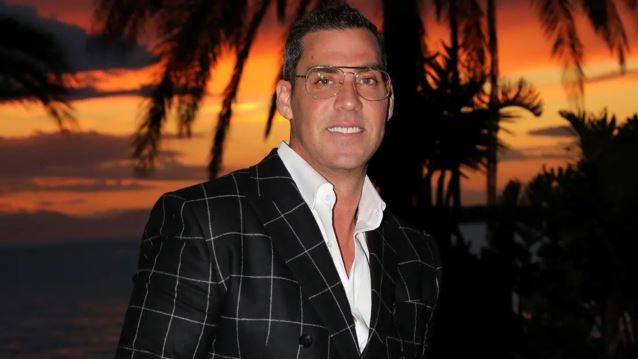 Τζώρτζης Μονογυιός: Συγκίνηση στο άνοιγμα των καταστημάτων του στη Μύκονο - Τι είπε η σύζυγός του