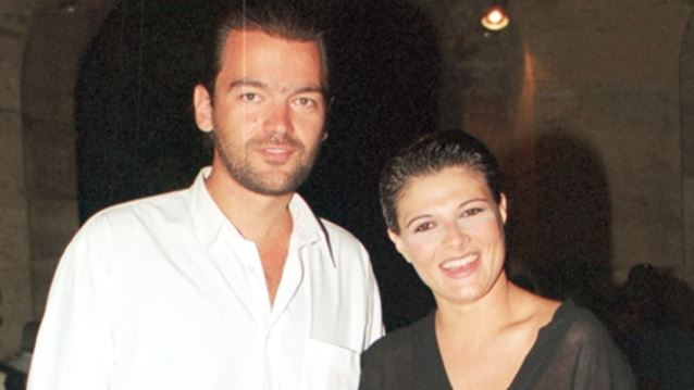 25 χρόνια πριν: Ο μυστικός γάμος της Τάνιας Τρύπη και του Κωνσταντίνου Καζάκου στη βίλα της Μαρίκας Κοτοπούλη