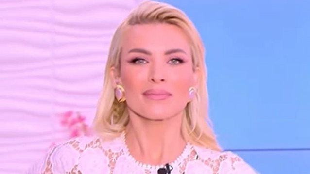 Κατερίνα Καινούργιου: "Δεν ψάχνω σύντροφο, άμα τύχει κάτι έτυχε, γιατί και εγώ είμαι μεγαλοκοπέλα"