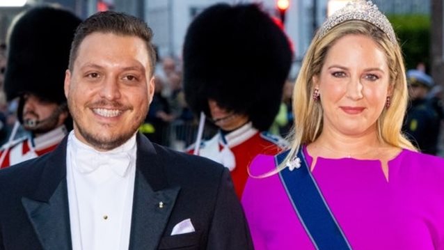 O royal γάμος της Θεοδώρας στην Αθήνα: Η Cartier τιάρα, το ρομαντικό bridal look και το χαμένο νυφικό της μητέρας της