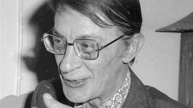 Ο 19χρονος εγγονός του Ντίνου Ηλιόπουλου έχει κληρονομήσει τη φινέτσα του παππού του - εκτός από το ταλέντο του