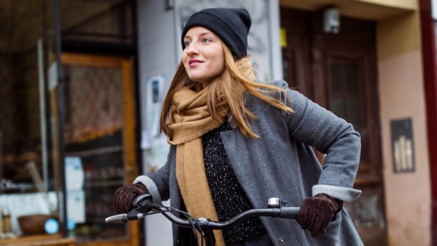 5 στιλιστικές συμβουλές για να ντυθείς κομψά στο κρύο