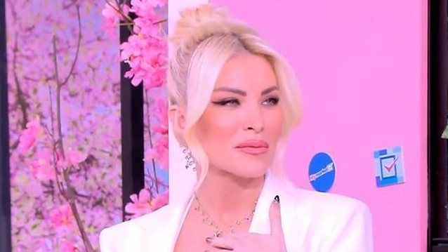 Η αποκάλυψη της Κατερίνας Καινούργιου για την περιπέτεια της υγείας της: "Mου έβαλαν διάφορα στον ορό και ήμουν σαν υπνωτισμένη"