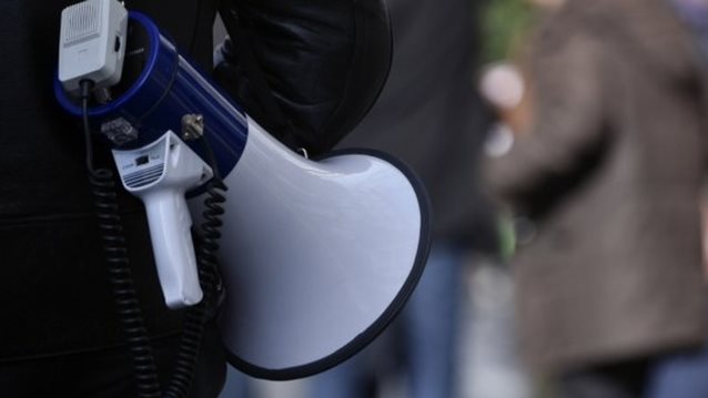 &quot;Παραλύει&quot; σήμερα η Αθήνα: Ποιοι συμμετέχουν στην 24ωρη απεργία - Πώς θα κινηθούν τα ΜΜΜ, τι ισχύει για σχολεία και νοσοκομεία