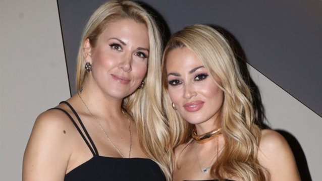 Βραδινή έξοδος για τη Φωτεινή Πετρογιάννη &amp; την Ελένη Βουλγαράκη μαζί με τους συντρόφους τους