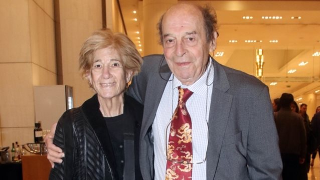 Συγκλονίζει η Μαρία Μανουσάκη: Πριν &quot;φύγει&quot; ο Μανούσος αγκαλιαστήκαμε και φιληθήκαμε