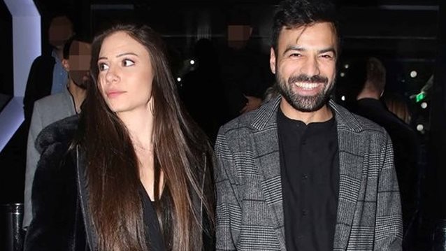 Ο Ανδρέας Γεωργίου με τη σύντροφό του, Σιμώνη Χριστοδούλη στη συναυλία των Coldplay