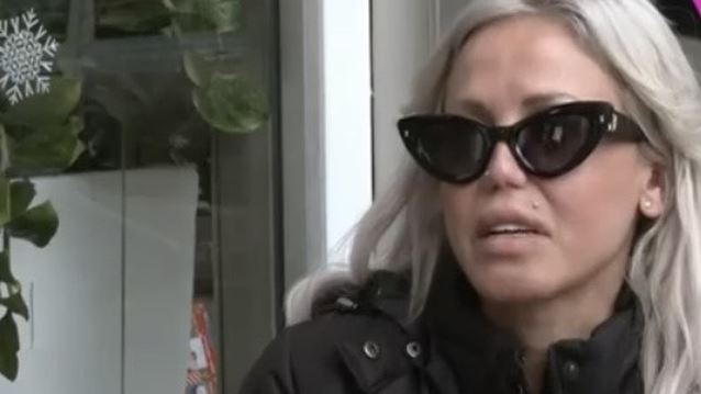 Άννα Φλωρινιώτη: &quot;Σκοτώστε με. Τι να σας πω; Ζητώ συγγνώμη, αλλά δεν μπορώ να το διαχειριστώ διαφορετικά&quot;