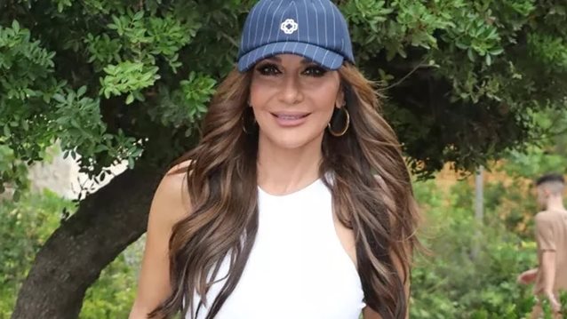 Η Δέσποινα Βανδή υιοθέτησε την hot τάση της βερμούδας και τη συνδύασε με casual chic τρόπο