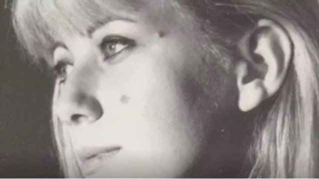 Αίγινα: Αυτή είναι η γνωστή ηθοποιός, θύμα του άγριου εγκλήματος