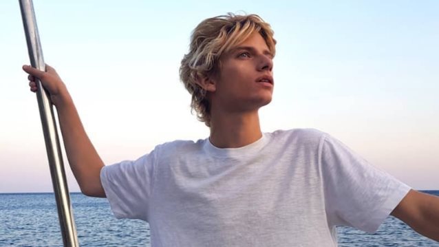 Αυτοκτόνησε το μοντέλο Ερμής Καραγιάννης σε ηλικία 23 ετών