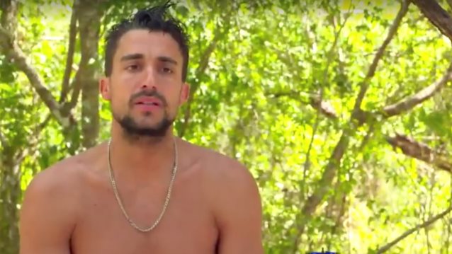 Survivor | Σάκης: "Παρατήρησα μια ιδιαίτερη συμπάθεια από τους Κόκκινους, θεωρώ πως υπάρχει κάτι πίσω από αυτό"