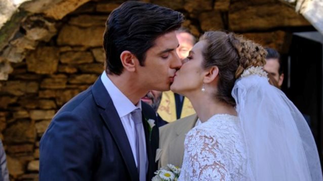 Το Twitter "πανηγύρισε" για τον γάμο της Λενιώς με τον Λάμπρο!