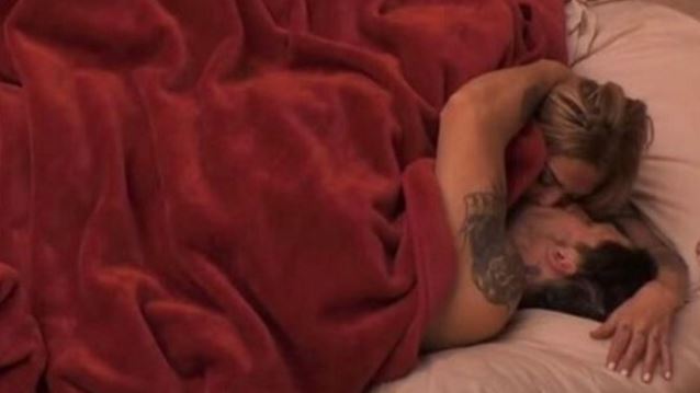 "Την έβλεπα αναμμένη, τα μάτια της έβγαζαν αστραπές - Τους είδα μέσα στον αχυρώνα σε μια γωνιά"