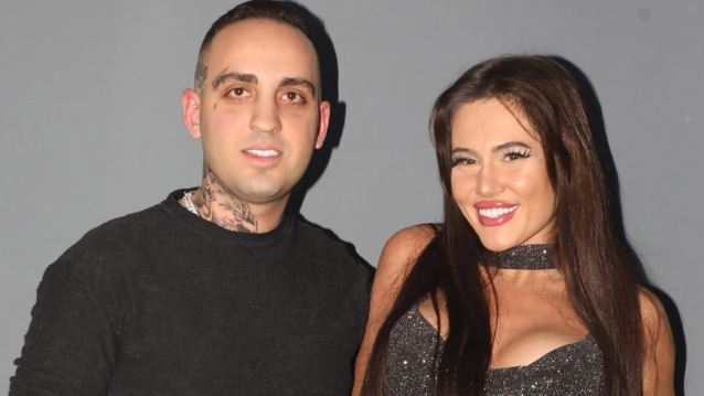 Οι πρώτες δηλώσεις της Έλενας Τσαγκρινού &amp; του DJ Stephan μέσα από το μαιευτήριο: "Γεννήσαμε φυσιολογικά"