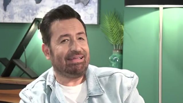 Θέμης Γεωργαντάς | Η απίθανη ατάκα στην Εύη Δρούτσα για το τραγούδι της Eurovision &amp; η συνεργασία-βόμβα που έρχεται στα βραβεία MAD