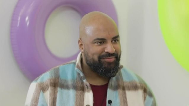 O Hσαΐας Ματιάμπα αποκάλυπτει το όνομα του τραγουδιστή που δεν θα ήθελε ποτέ να ξανασυνεργαστούν