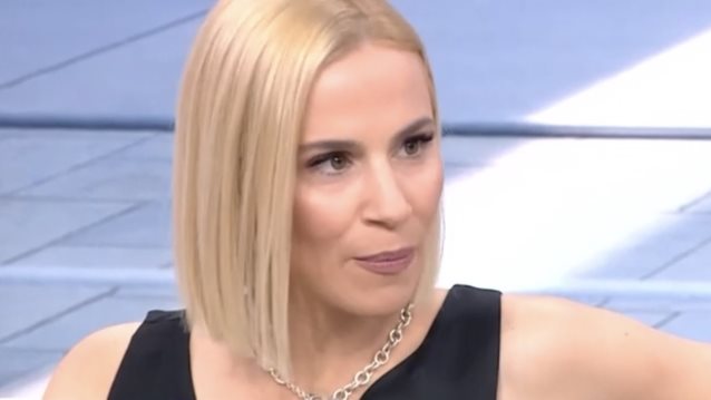 Νάντια Μπουλέ: &quot;Ο Γιώργος είναι πιο αυστηρός με το παιδί - Δεν θα το ήθελα αυτό για την κόρη μου, με φοβίζει&quot;