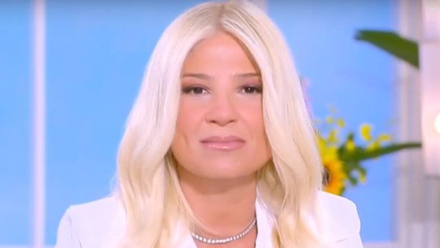 Φαίη Σκορδά: "Η Μενεγάκη δεν είναι αυτή που είναι για το χρώμα των μαλλιών της, έχει ακολουθήσει τον σωστό δρόμο"
