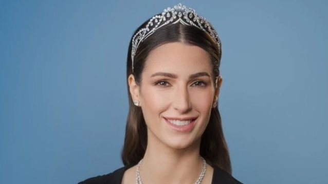 Πριγκίπισσα Ράτζουα της Ιορδανίας: Η πρώτη εμφάνιση της εγκυμονούσας και τα απίθανα σκουλαρίκια Schiaparelli