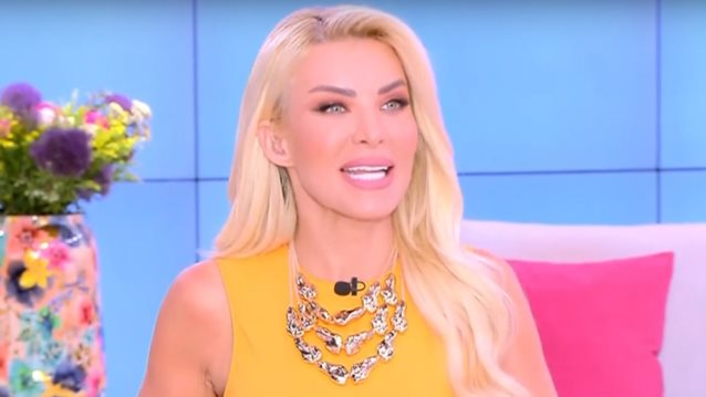 Κατερίνα Καινούργιου: "Βγήκα με έναν 20 χρόνια μεγαλύτερό μου, στην αρχή νόμιζα ότι ήταν μικρότερος"