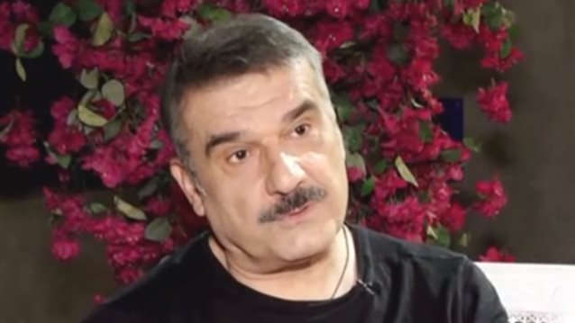 Κώστας Αποστολάκης: &quot;Ακόμα δηλώνω ανάξιος γονιός, νιώθω ελλιπής, έχω κάνει τεράστια λάθη&quot;