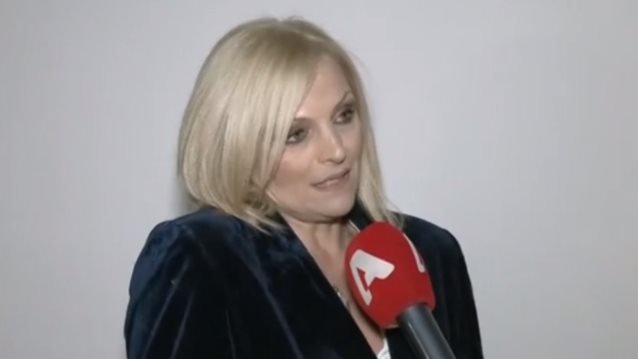 Η αντίδραση της Χριστίνας Λαμπίρη όταν τη ρώτησαν για τα αιχμηρά σχόλια του Νίκου Μουρατίδη