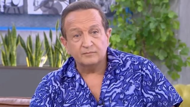 Ξέσπασε ο Σπύρος Μπιμπίλας: "Η Σοφία Βογιατζάκη πληρώνεται καλά! Έχει έρθει να δει πώς διάολε..."