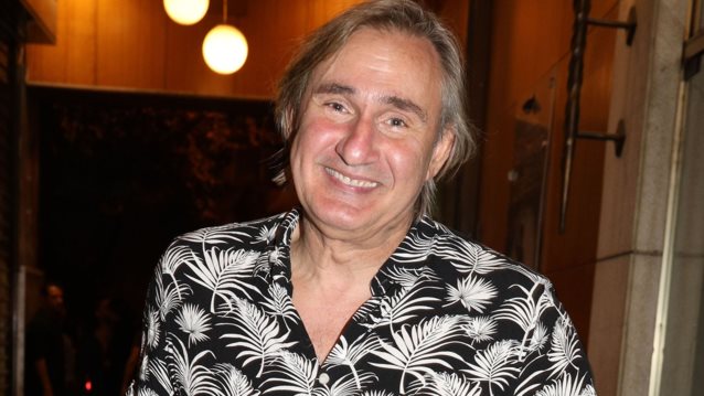 Ο Άκης Σακελλαρίου στο νοσοκομείο μετά από το τροχαίο - "Δεν τον είδε καν ο οδηγός του λεωφορείου"