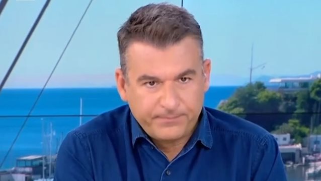 Γιώργος Λιάγκας: "Θα έπρεπε να προσέχει η Δανάη Μπάρκα. Θα μου πεις, δεν κρατήθηκε, δικαίωμά της και δεν το κρίνω"