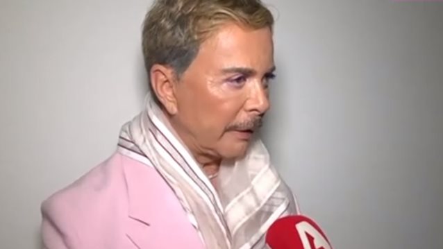 Λάκης Γαβαλάς: "Είναι τέρατα, βρομίζουν την θρησκεία, έχουν τον δαίμονα μέσα τους"