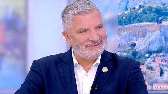 Η on air αντίδραση του Γιώργου Πατούλη όταν οι &quot;Αταίριαστοι&quot; του ευχήθηκαν για την εγκυμοσύνη της συντρόφου του