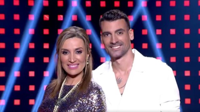 J2US | Η Γιώτα Γρίβα και ο Δημοσθένης Τζουμάνης έφεραν νησιώτικο αέρα στο τρίτο live