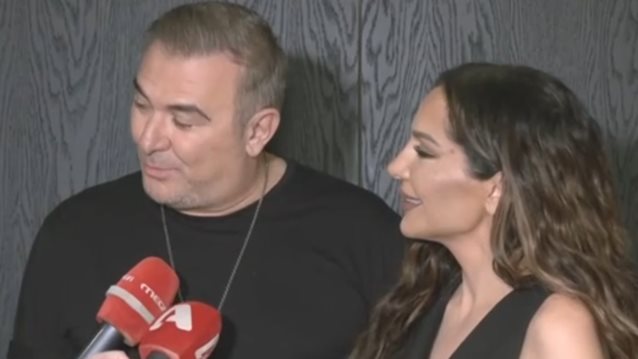 Το "ιδιαίτερο" τραγούδι που αφιέρωσε ο Αντώνης Ρέμος στον Βασίλη Μπισμπίκη &amp; η αντίδραση της Δέσποινας Βανδή